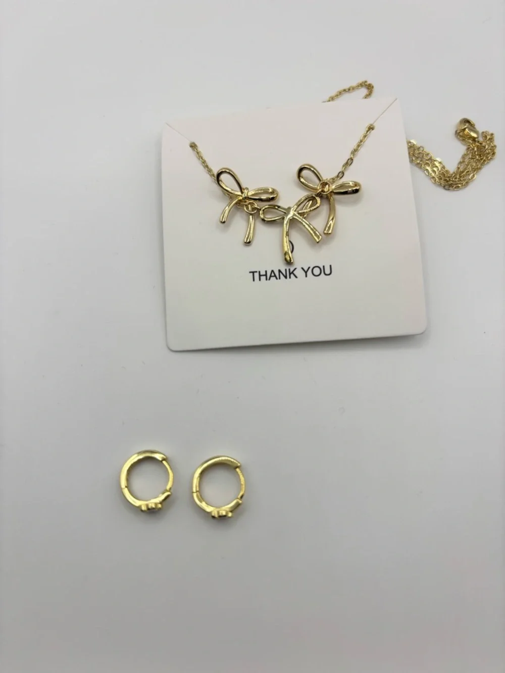 🌸 Little Blossom Jewelry Bundle – Flower, Huggie & Bow Set 💖✨
